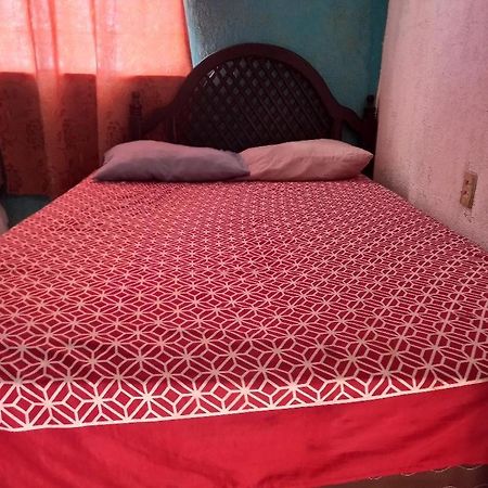 Hostal Bravo Vallarta Пуерто-Вальярта Екстер'єр фото