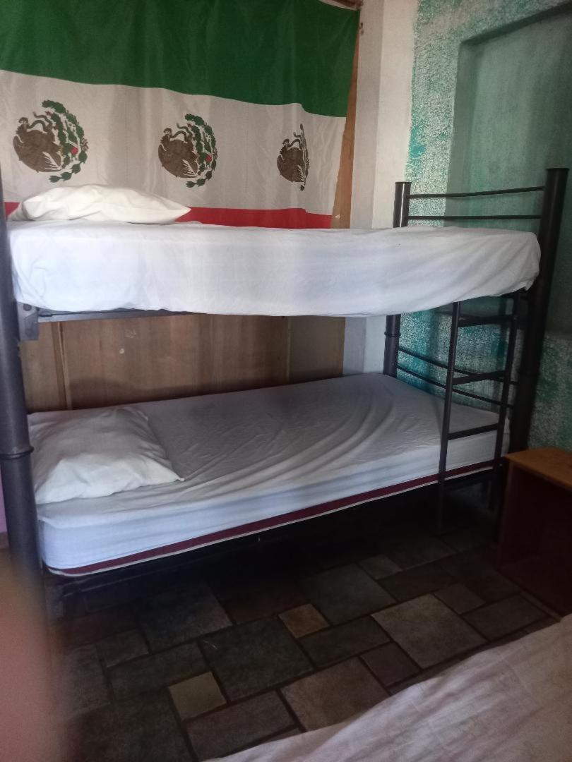 Hostal Bravo Vallarta Пуерто-Вальярта Екстер'єр фото
